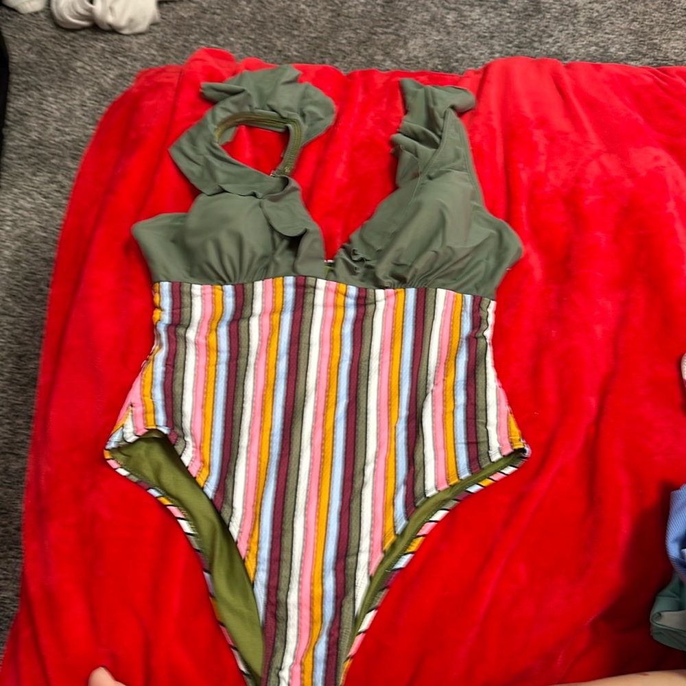 One piece bathing suit